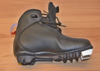 Dětský set bězky - 110, boty - 33, hůlky -100 - 3