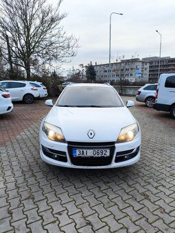 Renault Laguna III 2.0 dCi Grandtour - 3
