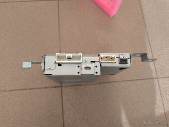 Mazda 3 BM tuner FM - 3