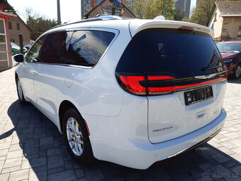 Chrysler Pacifica 3,6L, kůže, radar, 7míst, 2021, nový model - 3