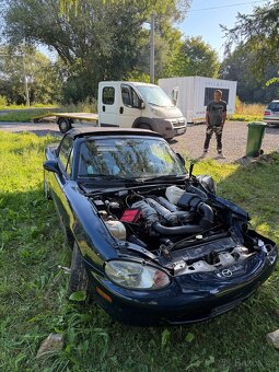 Mazda mx5 díly - 3