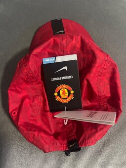 Nike & Manchester United - 3