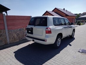 Toyota Land Cruiser LC 200 GX, 4,0 V6, Benzin, Manual, Nový - 3