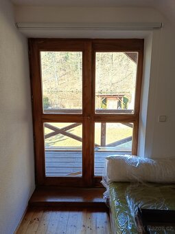 Prodám dřevěné balkónové dveře - 3
