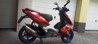 Aprilia SR 50 - 3