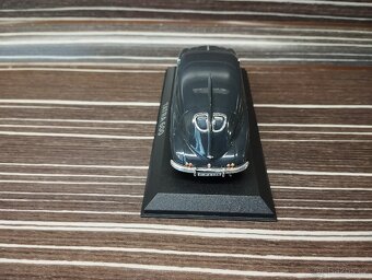 Tatra 600 1:43 Deagostini - 3