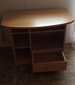 Tv stolek - 3