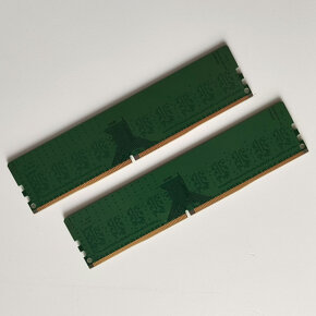 paměť RAM 2x4GB DDR4-2400 MHz Crucial - 3