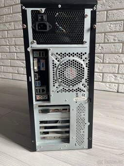 Herní počítač - 3