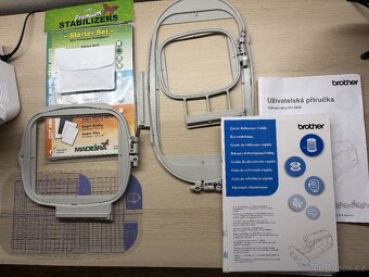 Vyšívací stroj Brother NV880E – V záruce, nový kus - 3