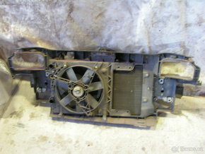 CHLADIČOVÁ STĚNA WV POLO 2001 - 3