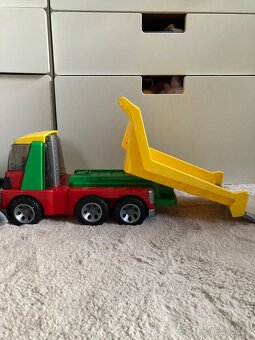 auto bruder s bagrem - 3