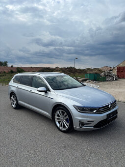 VW Passat 1.4TSI 170kW GTE - plug-in hybrid - 3