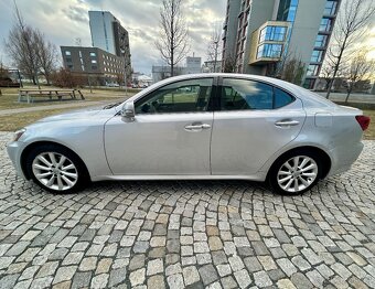 Lexus IS 250i V6 153KW AUTOMAT-KUŽE-KAMERA-PDC-VYHŘEV-2010 - 3