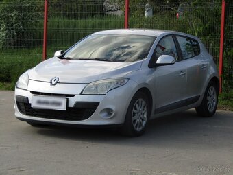 Renault Mégane 1.5dCi , 81 kW nafta, 2010 - 3