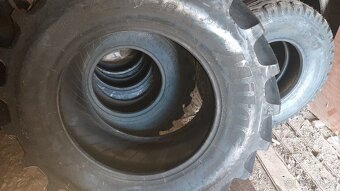 Prodám pláště 480/65R28-Mitas rd 03 - 3