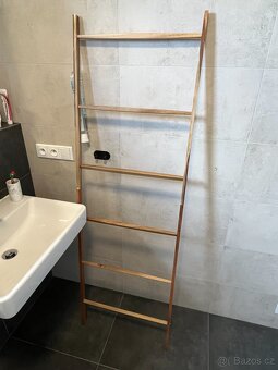 Žebřík na ručníky nový - 3