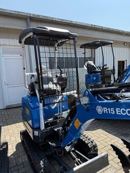 Minibagr mikrobagr minirýpadlo RIPPA R15 - 3