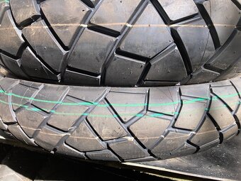 Nové motopneumatiky Dunlop 160/60R17 a 110/80R19 - 3