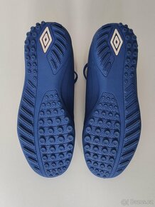 Turf kopačky Umbro EU 32 NOVÉ - 3