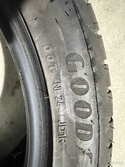 285/35 R18 GoodYear Eagle Asymmetric 2 F1 - 3