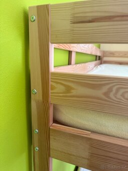 MYDAL Rám dětské palandy borovice +  2x matrace - jako nová - 3