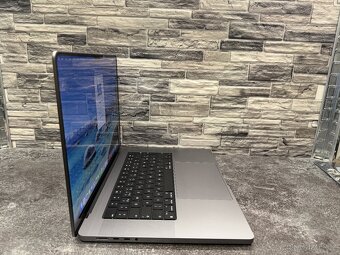 MacBook Pro 16” M1 Pro / 16GB / 500GB - 3