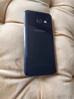 Samsung Galaxy A3 2017 - 3