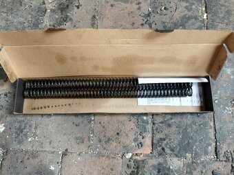 Přední pružiny do vidlic Sportster, Softail - 3