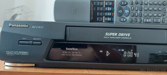 VIDEOREKORDÉR PANASONIC NV-FJ612EE-K - 3