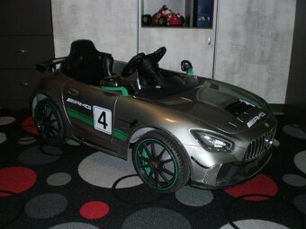 dětské elektrické autíčko - 3