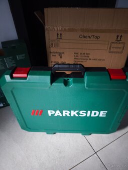 Kufr s náradím parkside - 3