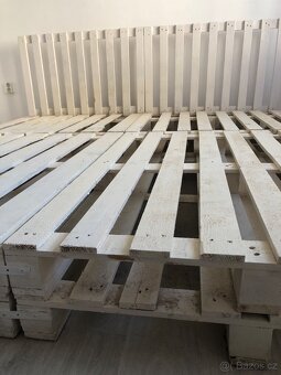 Postel z palet - 3