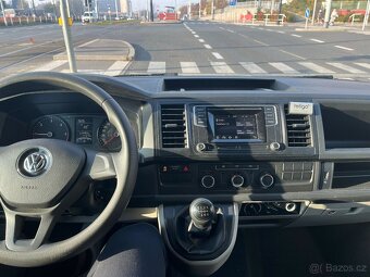 Pronájem dodávky VW Transporter T6 Long 9 míst - Bílá 2.0 TD - 3