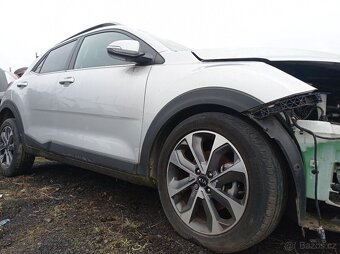 Kia Stonic na díly - 3