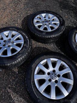Prodám originální kola 195/65 R15 na Volkswagen - 3