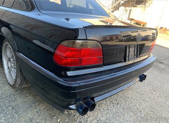 BMW E38 740il V8 LONG - 3