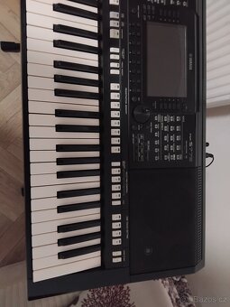 Yamaha psr 775 - 3
