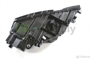 ŠKODA OCTAVIA III FACE-PŘEDNÍ FULL LED SVĚTLO MAGNETI MARELL - 3