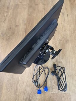 Monitor LG Flatron W2241S-BF – 22" LCD - 3