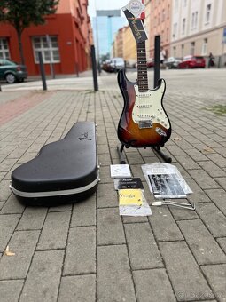 Fender VG G-5 Stratocaster USA 2007 - elektronická kytara: - 3