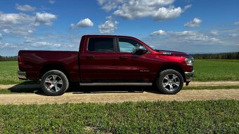 Dodge RAM 1500 Laramie 2023 - 5,7L V8 HEMI + eTorque - 3