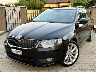 Škoda Octavia Combi Style III DSG 4x4 - 1.8TSi 132Kw 180Ps. - 3