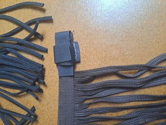 Třásně, drezurní třmeny - 3