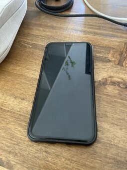 iPhone X (2018, 64 GB) - 3