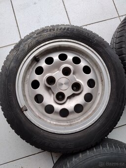 Kola Peugeot 205 GTi - 3