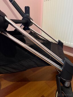 Rám/Podvozek outlet Cybex Priam 4.0 Chrome Black + kola - 3