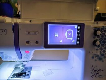 Šicí a vyšívací stroje Bernina Bernette B79 Yaya Han - 3