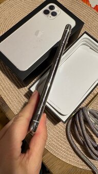 IPhone 11pro 64GB stříbrný. Top stav - 3