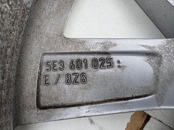 ALU disk Škoda Octavia IV (VAG 5E3 601 025 E) - 3